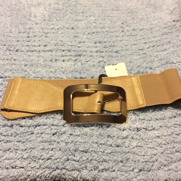 Buckle belt-NEW with tag - Picture 2 of 2